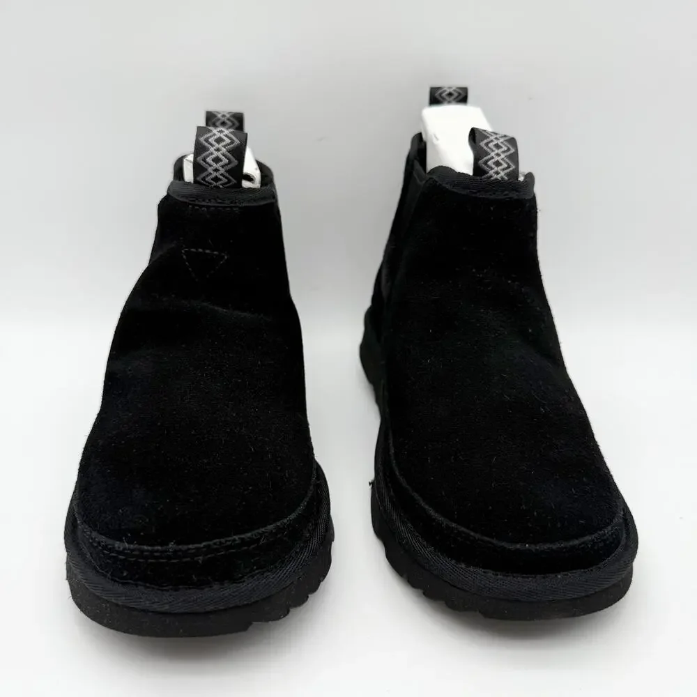 UGG Kids Neumel Chelsea Boots US 2 EU 33.5 Black Cow Suede NIB